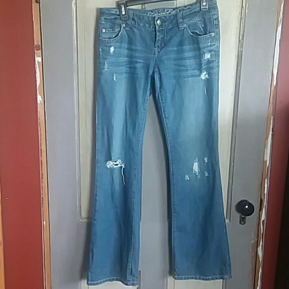 American Eagle Outfitters Denim - American Eagle Favorite Boyfriend Distressed Jeans
